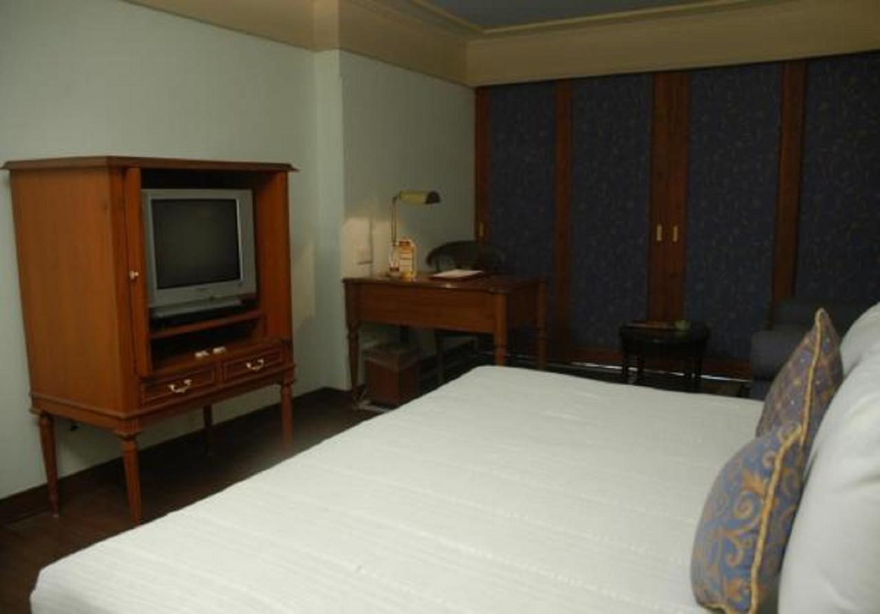 Hotel Tuli Interational Nagpur Exterior photo